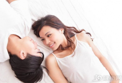 真人性爱直播大鸡腿,真人性爱大鸡腿，带你领略直播新风尚